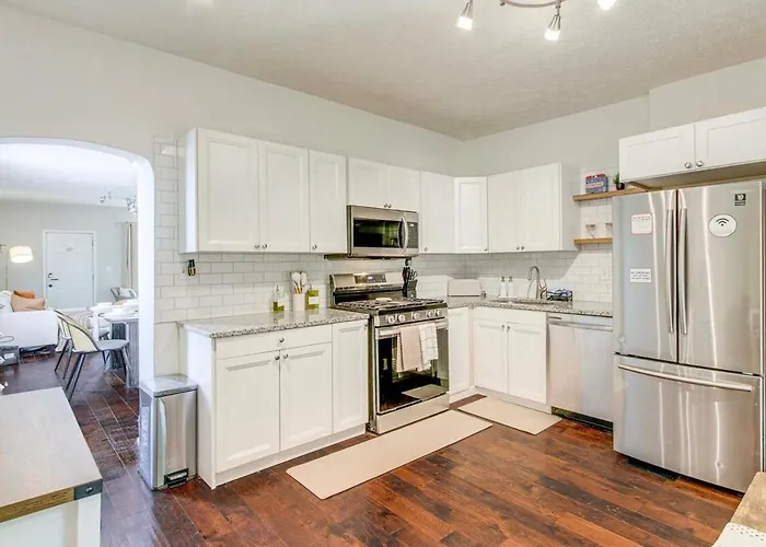 Southern Orchards Zen- 1 Gig Wifi, Full Kitchen, Quiet * Columbus
