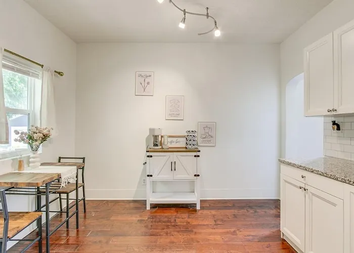 Southern Orchards Zen- 1 Gig Wifi, Full Kitchen, Quiet Columbus